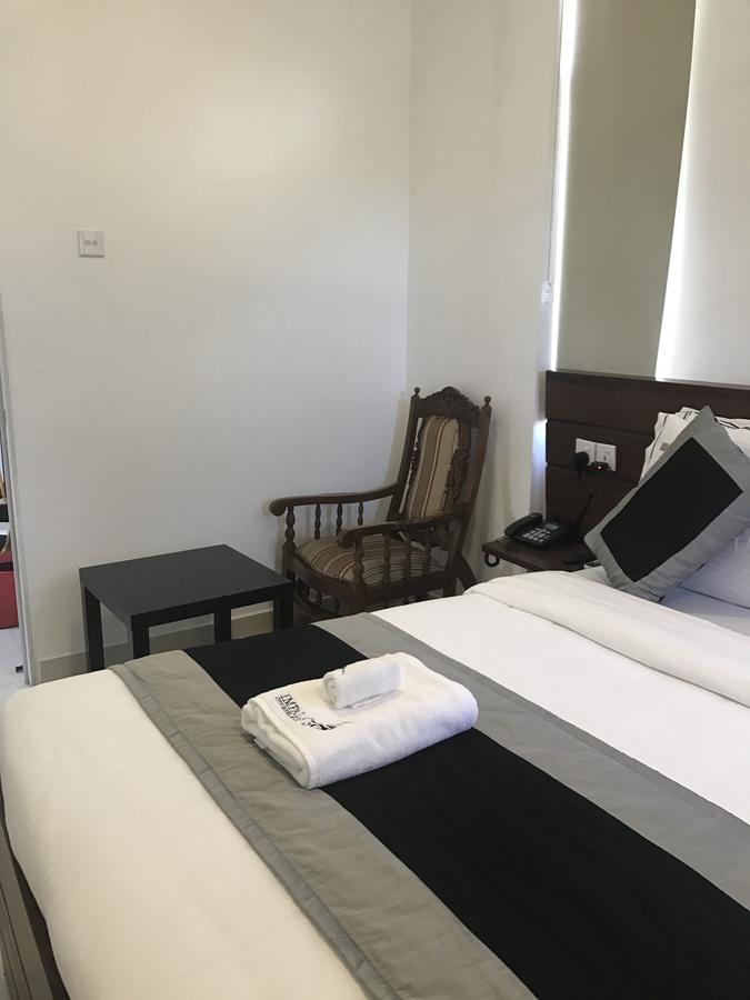 Impala City Hotel And Hostel Kandy 50 Dış mekan fotoğraf