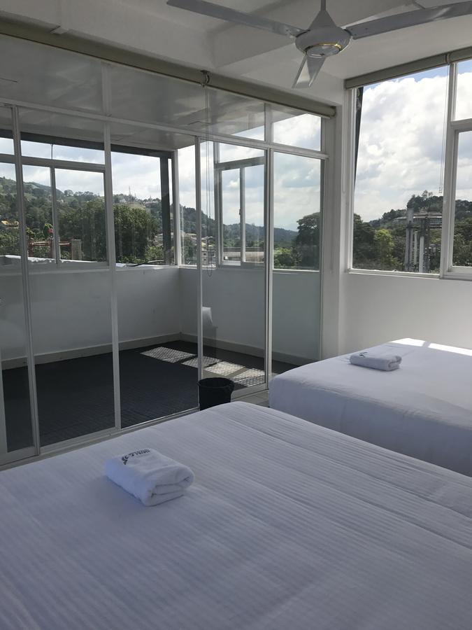 Impala City Hotel And Hostel Kandy 50 Dış mekan fotoğraf